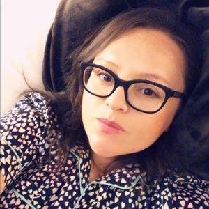 Meet your Posher, Cinthia